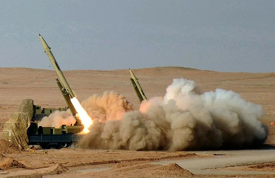 Iran tấn công căn cứ quân sự ở Kuwait, nhiều quân nhân Mỹ bị thương Iran tấn công căn cứ quân sự Mỹ ở Kuwait giữa lúc căng thẳng leo thang
