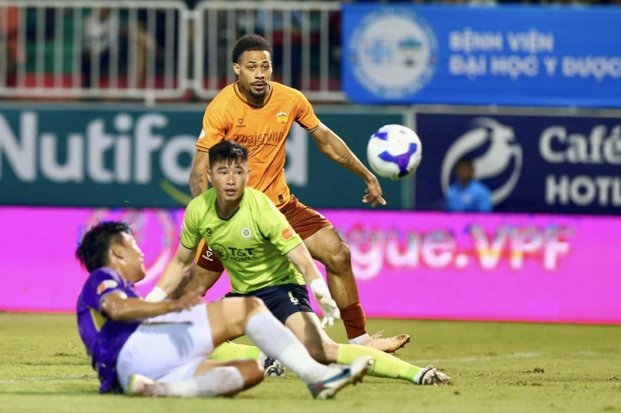 Vòng 25 V-League: Hoàng Anh Gia Lai chính thức trụ hạng