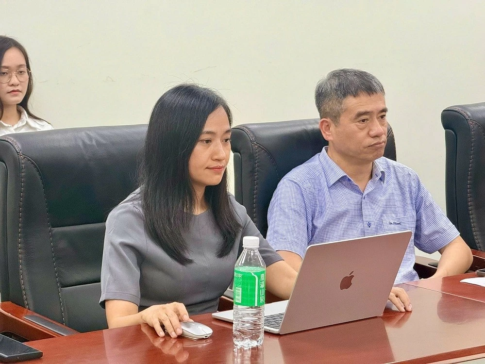 Tổng Lãnh sự quán Việt Nam tại Quảng Châu tổ chức sinh hoạt chuyên đề Tổng Lãnh sự quán Việt Nam tại Quảng Châu tổ chức sinh hoạt chuyên đề