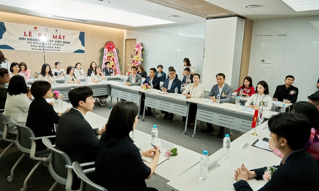 Lễ ra mắt Hội Doanh nghiệp Việt Nam tại Busan (Hàn Quốc)