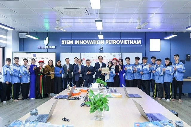PVEP và hành trình kiến tạo tương lai từ giáo dục và y tế PVEP và hành trình kiến tạo tương lai từ giáo dục và y tế