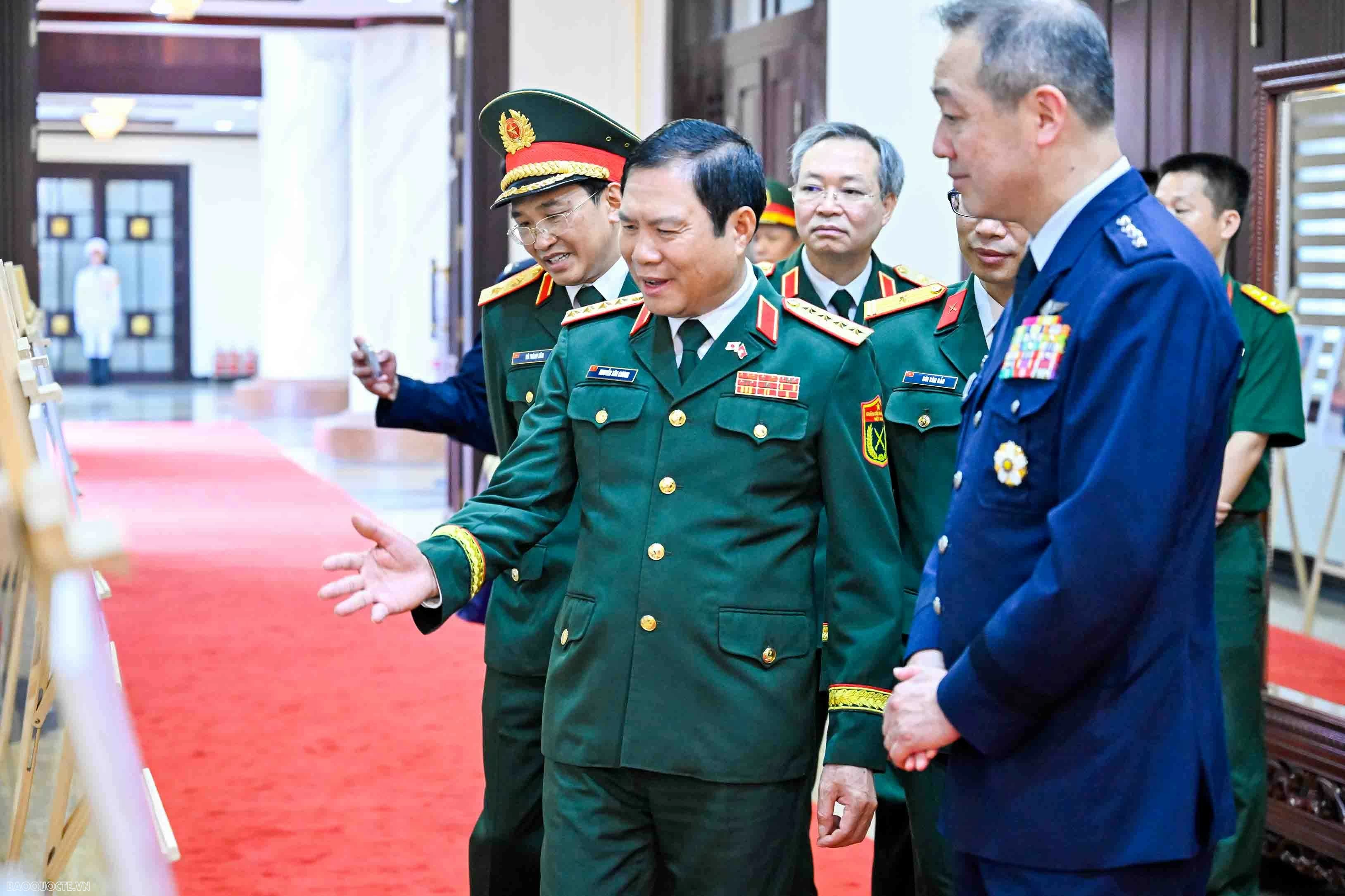 Việt Nam sẵn sàng tiếp nhận học viên quốc phòng Nhật Bản sang học tiếng Việt