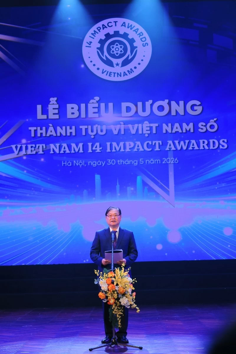 Đồng chí Phan Xuân Dũng – Chủ tịch Liên hiệp các Hội Khoa học và Kỹ thuật Việt Nam phát biểu tại buổi lễ.