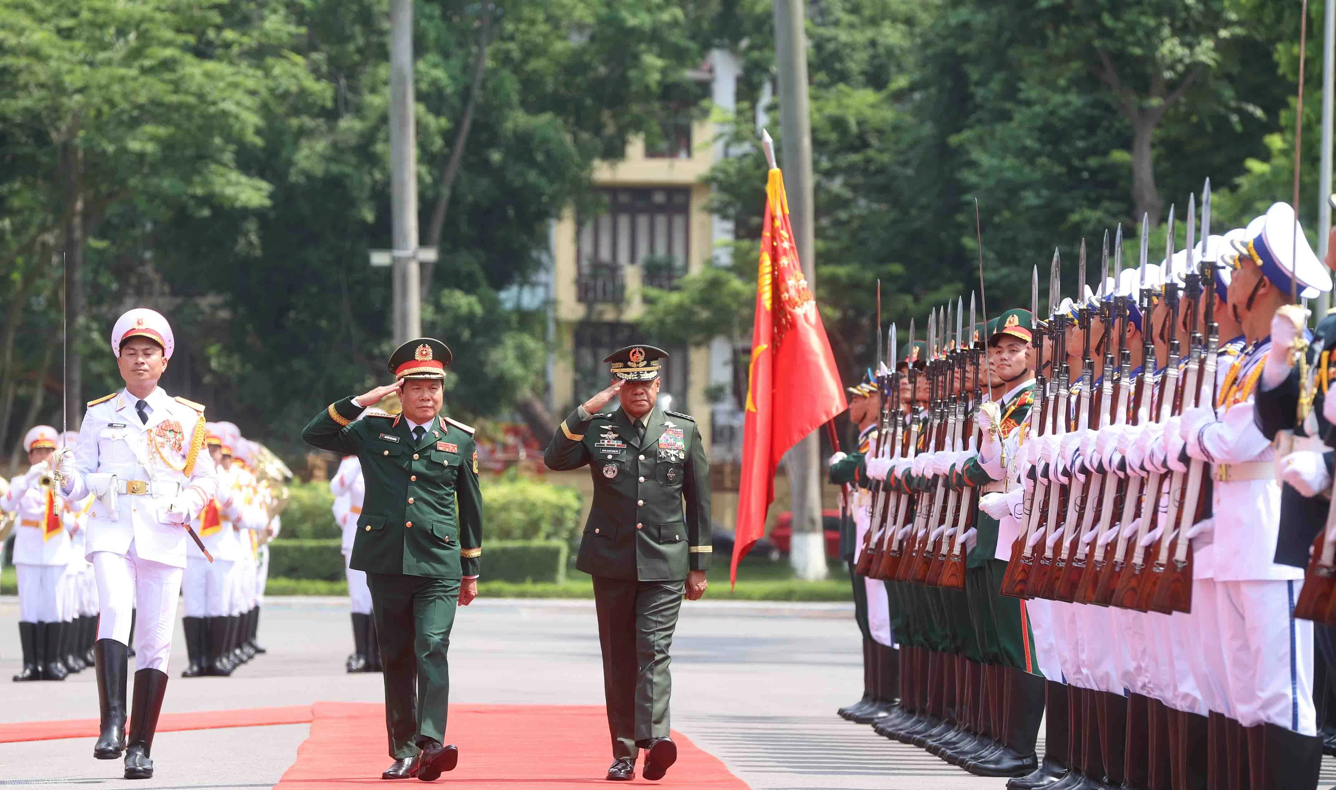 Philippines coi trọng và đánh giá cao hợp tác quốc phòng với Việt Nam