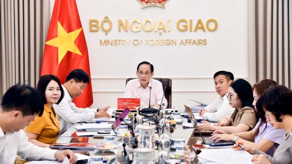 Thông qua Dự thảo báo cáo kết quả kiểm tra, giám sát đợt 2 đối với Ban Thường vụ Thành ủy Huế
