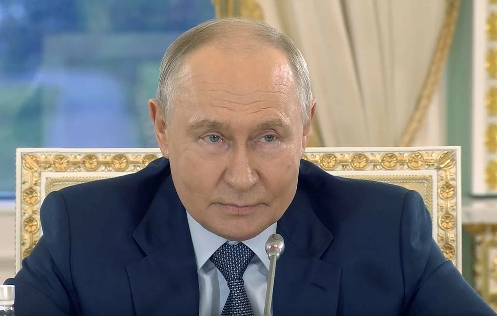 Nga xem xét sử dụng vũ khí 'khủng' trong xung đột Ukraine, khẳng định việc Kiev gia nhập EU 'không liên quan đến Moscow'