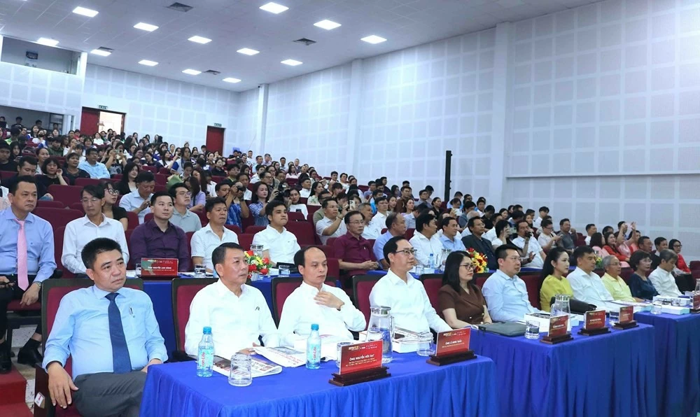 Biến tài nguyên văn hóa thành động lực tăng trưởng mới