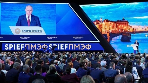 Tổng thống Putin: BRICS đã vượt qua G7... và các trung tâm tăng trưởng mới muốn tự quyết định quỹ đạo phát triển