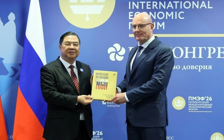 Phó Thủ tướng Thường trực Chính phủ Phạm Gia Túc làm việc với Phó Thủ tướng Chernyshenko và tiếp một số doanh nghiệp Nga