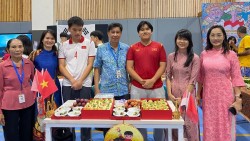 Quảng bá ẩm thực Việt trong Ngày Quốc tế tại Indonesia