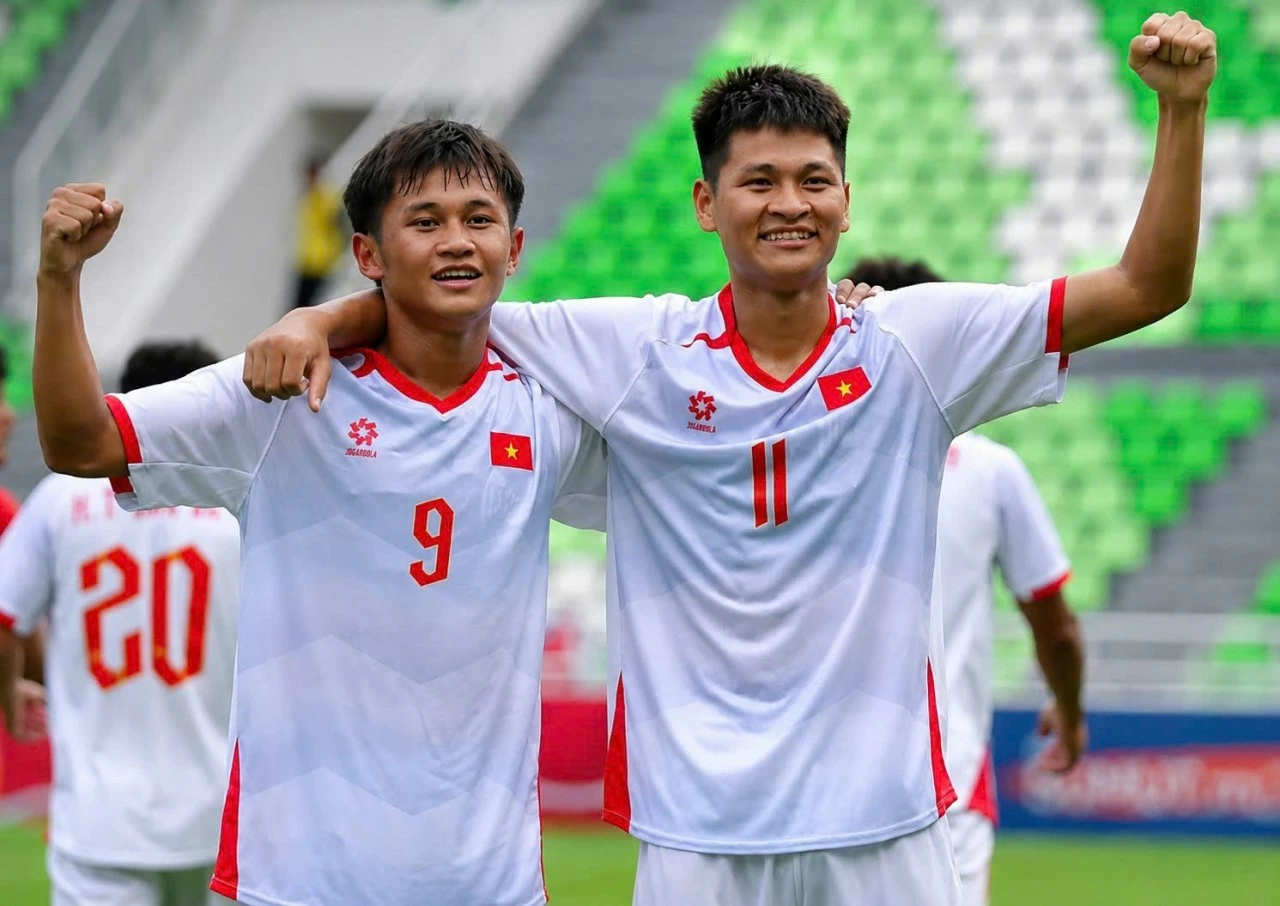 U19 Việt Nam tự tin đánh bại U19 Indonesia, giành vé vào bán kết giải U19 Đông Nam Á 2026