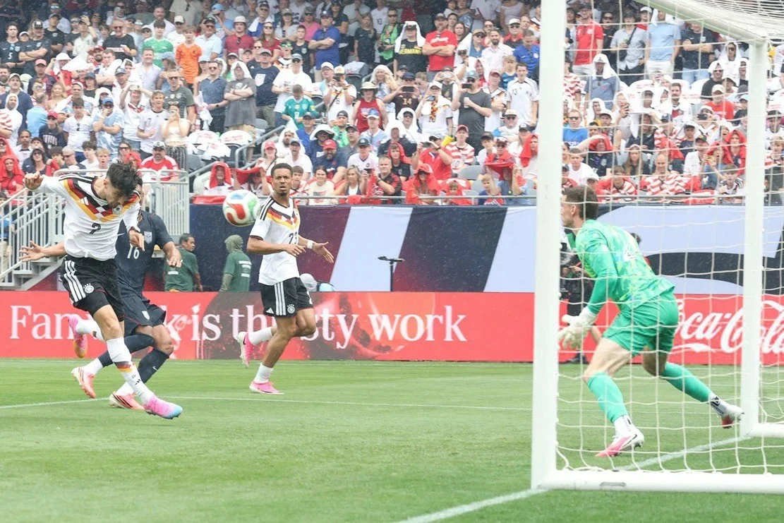Kai Havertz đánh đầu mở tỷ số cho đội tuyển Đức.