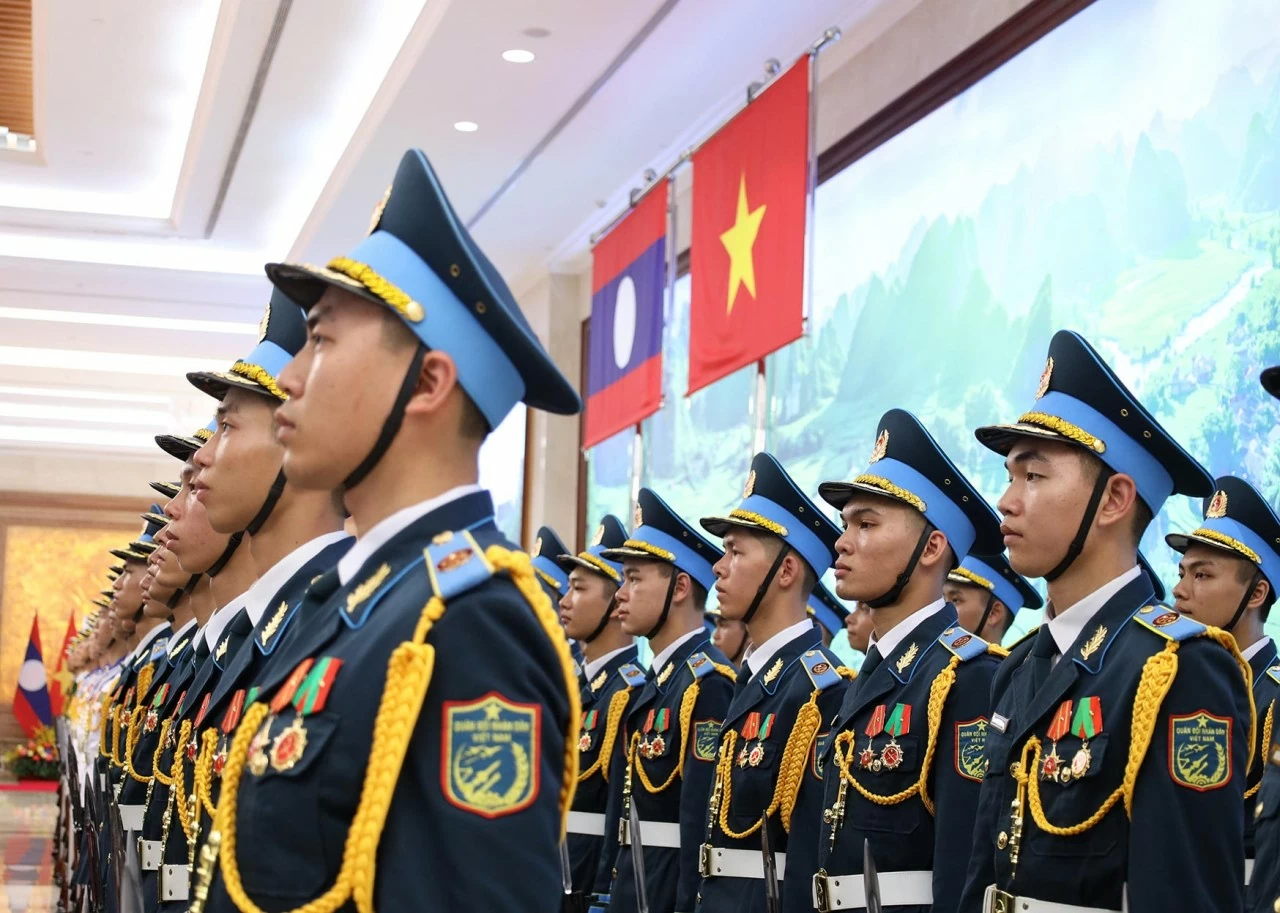 Nhận lời mời của Thủ tướng Chính phủ Lê Minh Hưng, Thủ tướng Lào Sonexay Siphandone thăm chính thức Việt Nam và tham dự Diễn đàn Tương lai ASEAN lần thứ ba từ ngày 7-9/6. (Ảnh: Thành Long)