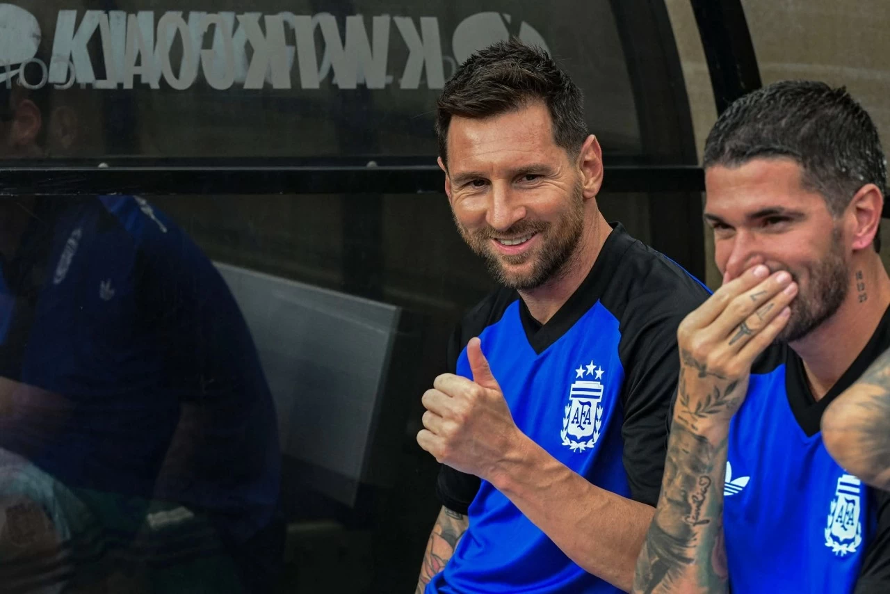 Messi ngồi ngoài trong chiến thắng của Argentina trước Honduras.