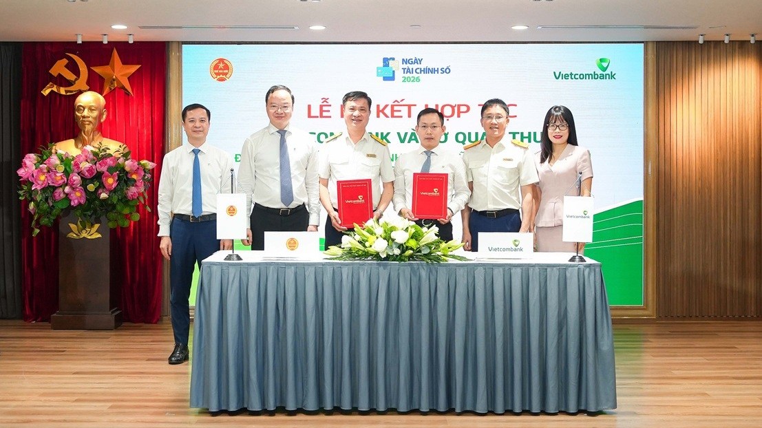 Vietcombank đồng hành với Cục Thuế hỗ trợ hộ kinh doanh vững bước chuyển đổi số, thúc đẩy tiến trình số hóa toàn diện nền kinh tế