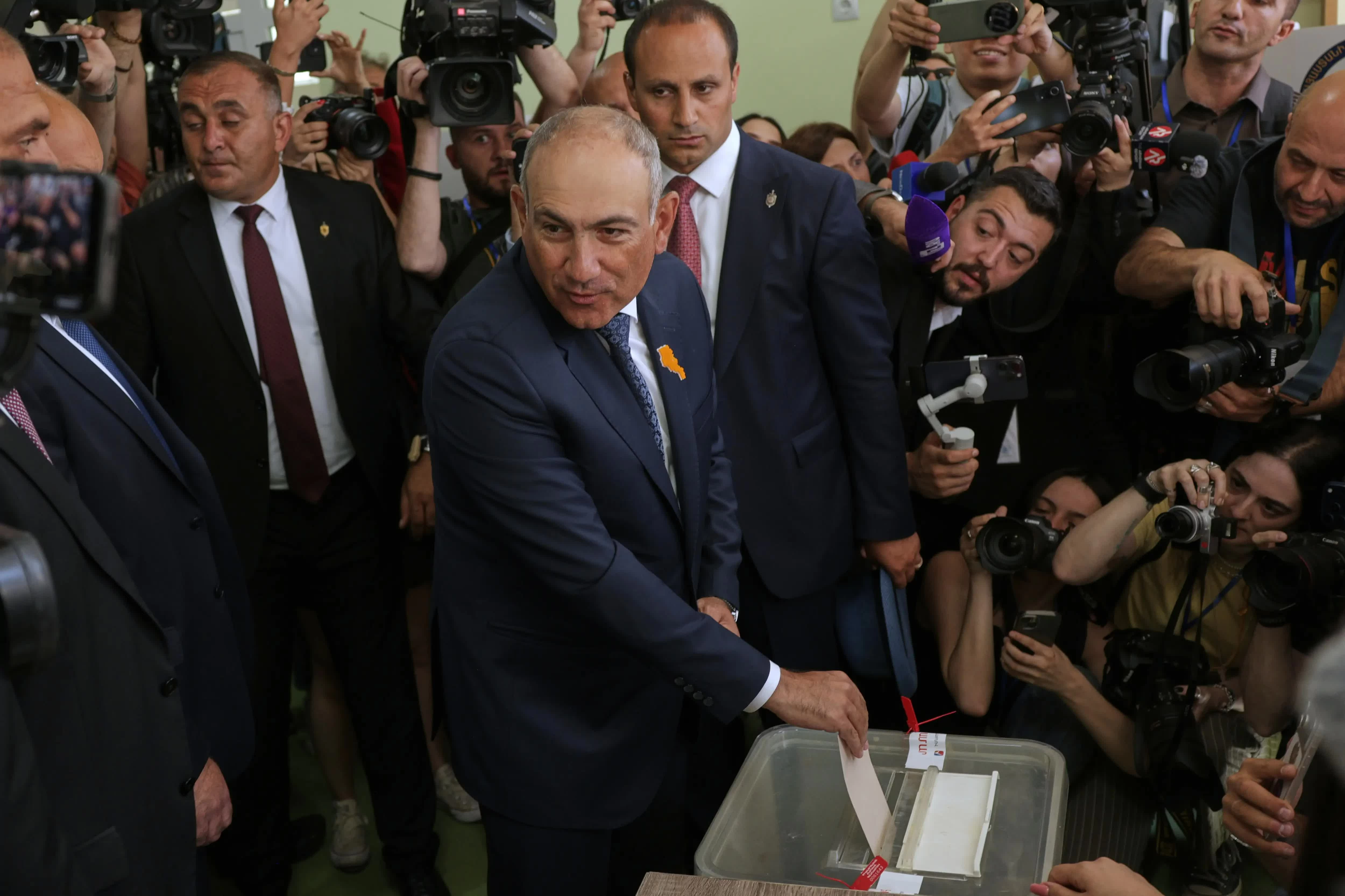 Bầu cử Armenia: Thủ tướng Pashinyan tự tin giữ ghế, đảng cầm quyền áp đảo