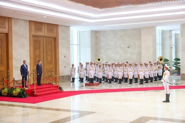 Thủ tướng Lê Minh Hưng chủ trì lễ đón chính thức Thủ tướng Campuchia Thủ tướng Lê Minh Hưng chủ trì lễ đón chính thức Thủ tướng Campuchia