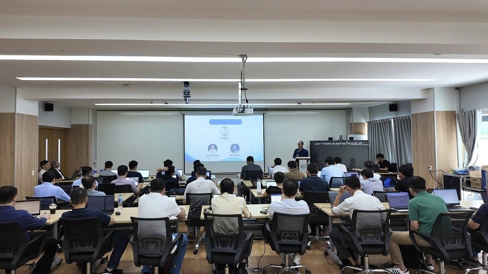 Đào tạo an ninh mạng cho cán bộ chuyên trách tại các cơ quan, tổ chức, địa phương và doanh nghiệp