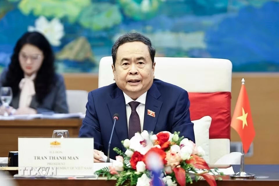 Chủ tịch Quốc hội Trần Thanh Mẫn phát biểu tại cuộc hội kiến Thủ tướng Thái Lan. (Nguồn: TTXVN)