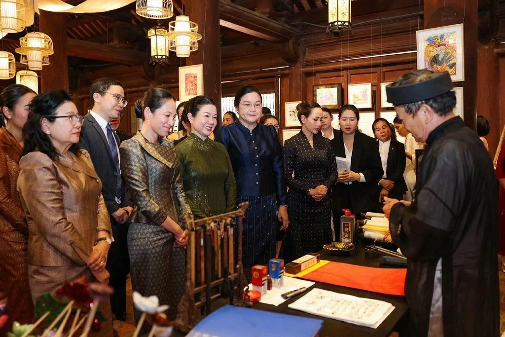Hoạt động đối ngoại của Phu nhân Thủ tướng Chính phủ Lê Minh Hưng cùng Phu nhân Thủ tướng các nước Lào, Campuchia, Thái Lan