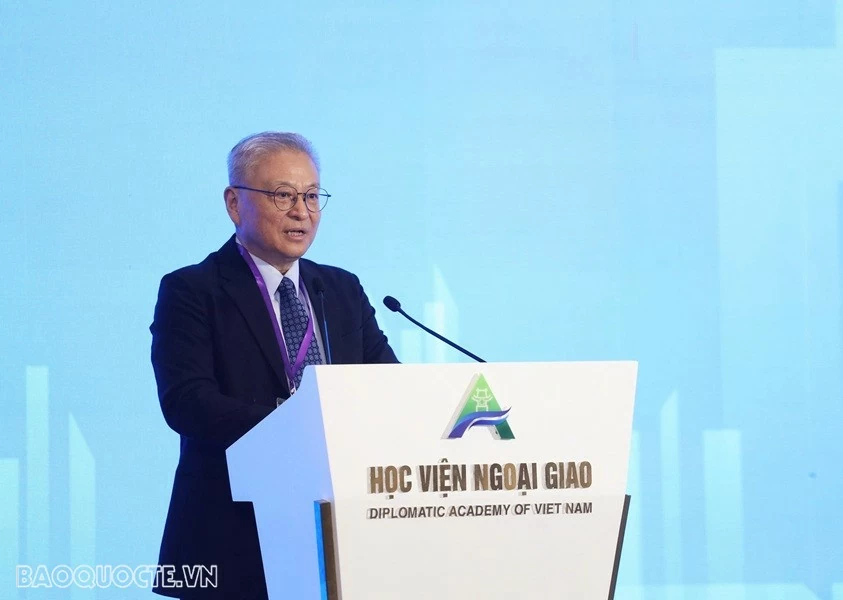 Bối cảnh chiến lược và hàm ý với ASEAN