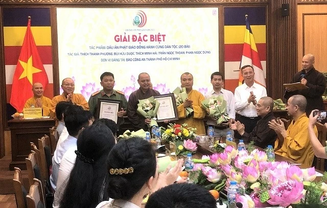 Vinh danh những tác phẩm báo chí xuất sắc viết về Phật giáo năm 2025 Vinh danh những tác phẩm báo chí xuất sắc viết về Phật giáo năm 2025