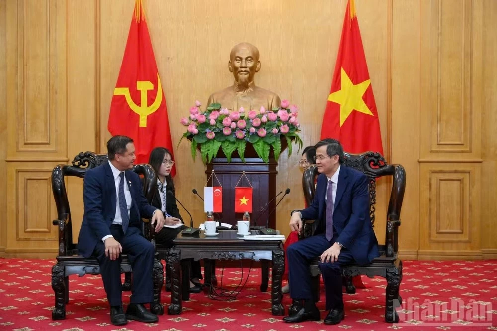 Giám đốc Học viện Chính trị quốc gia Hồ Chí Minh tiếp đoàn Đảng Hành động Nhân dân Singapore và Đảng Mặt trận Cách mạng vì một Timor-Leste độc lập