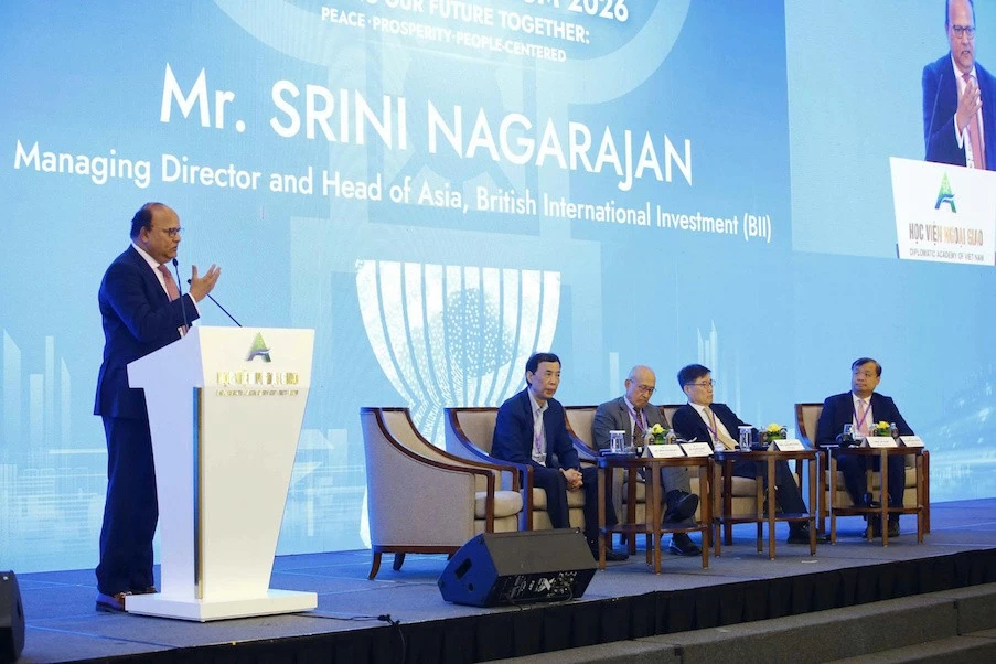 Phiên toàn thể 5 Diễn đàn Tương lai ASEAN: Những mô hình phát triển mới trong bối cảnh chuyển dịch toàn cầu