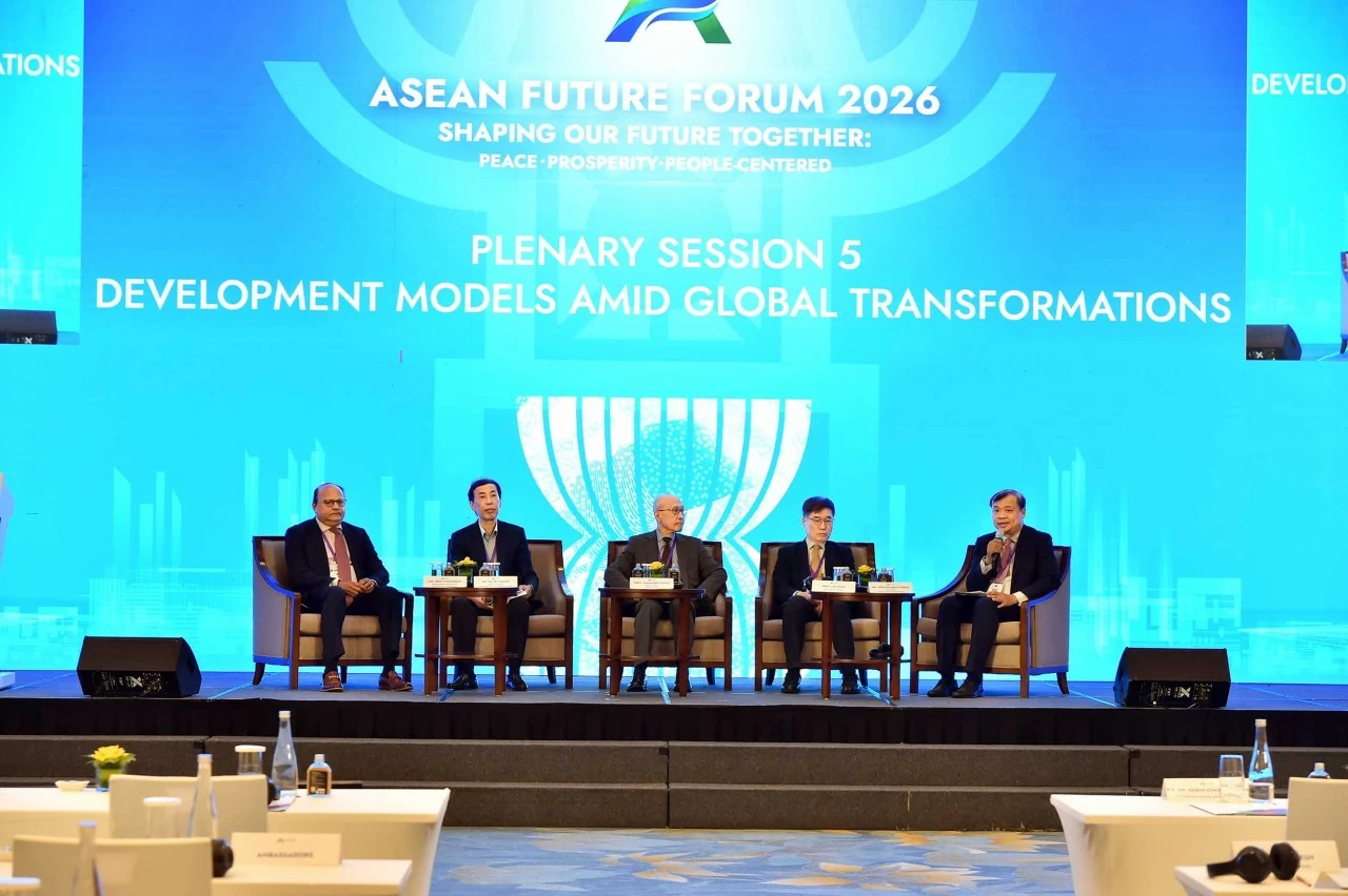 Phiên toàn thể 5 Diễn đàn Tương lai ASEAN: Những mô hình phát triển mới trong bối cảnh chuyển dịch toàn cầu
