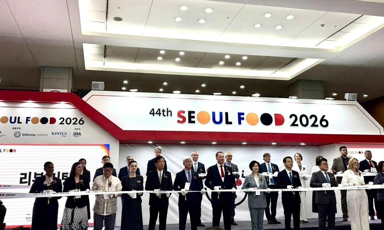 Đại sứ Vũ Hồ dự Khai mạc Seuol Food 2026, thăm các gian hàng Việt Nam