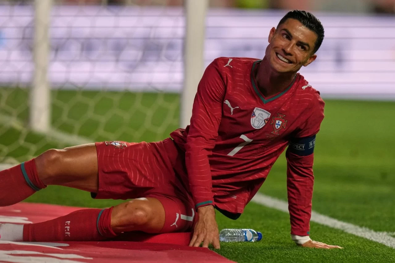 Bồ Đào Nha 2-1 Nigeria: Sao trẻ tỏa sáng, Ronaldo kém duyên với việc ghi bàn