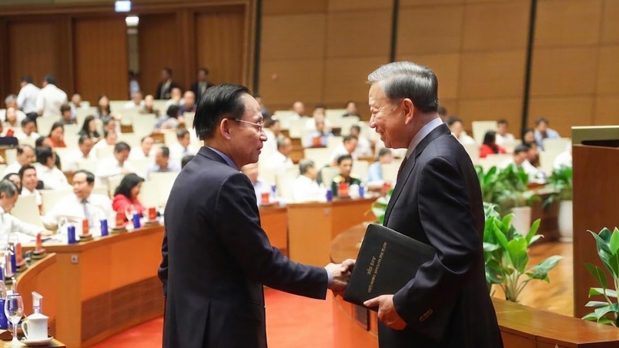 Hội nghị toàn quốc quán triệt, triển khai thực hiện Nghị quyết 
số 06-NQ/TW về triển khai đường lối đối ngoại Đại hội XIV của Đảng