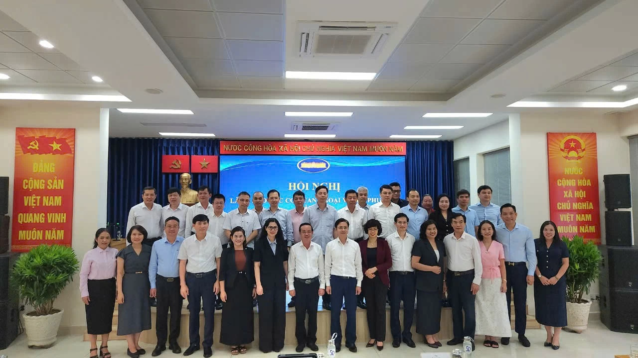 Thứ trưởng Ngoại giao Ngô Lê Văn: Chủ động hội nhập quốc tế, tạo động lực mới cho phát triển địa phương Thứ trưởng Ngoại giao Ngô Lê Văn: Chủ động hội nhập quốc tế, tạo động lực mới cho phát triển địa phương