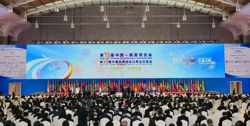 Toàn cảnh Hội chợ Toàn cảnh Hội chợ