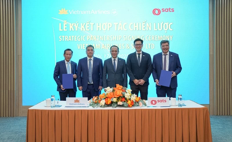Thúc đẩy kết nối toàn cầu của Việt Nam: SATS tiên phong phát triển logistics hàng không và hội nhập thương mại
