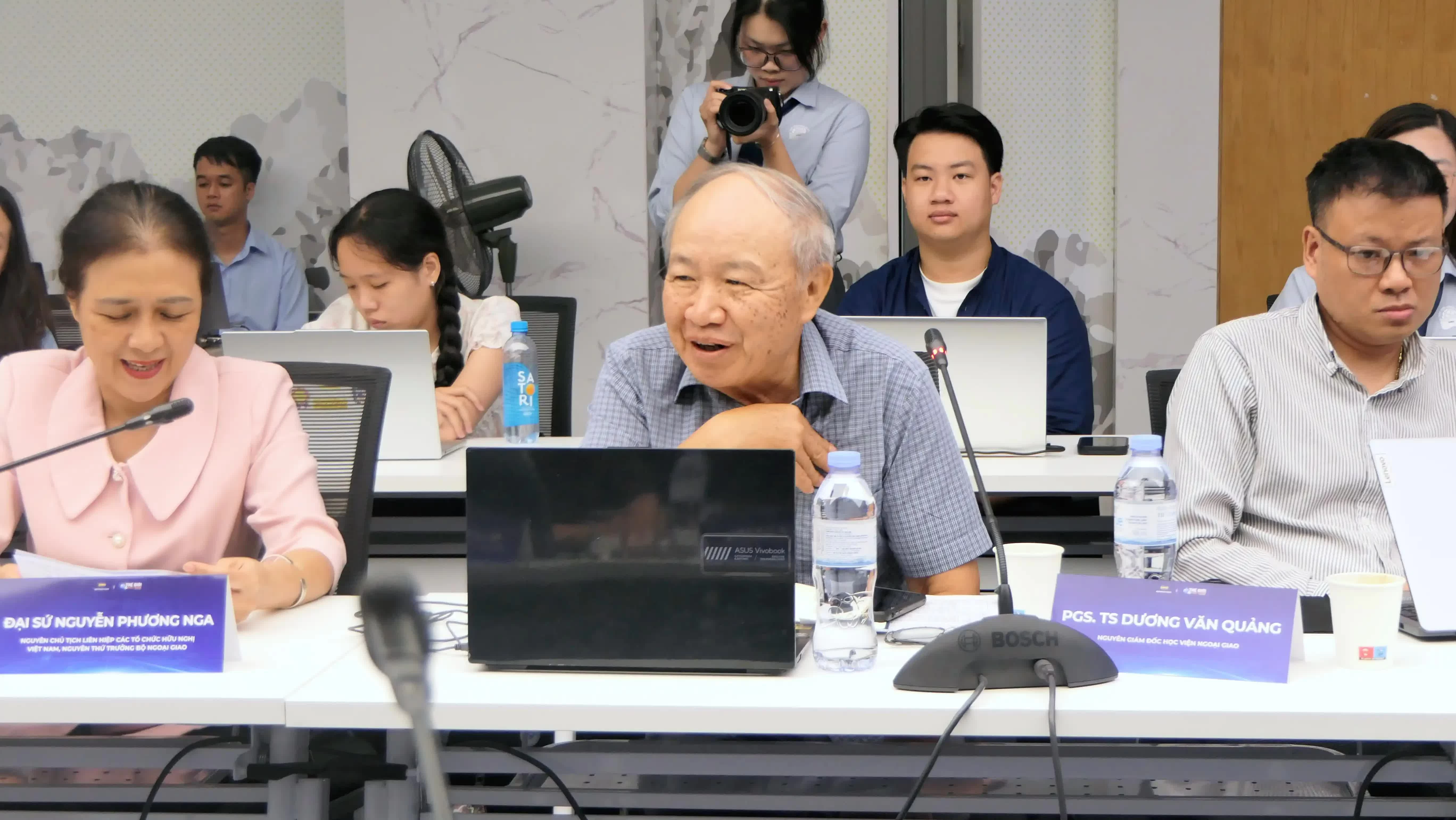 Thông tin đối ngoại trong kỷ nguyên mới: Xây dựng các ‘điểm chạm’ chiến lược của Việt Nam trên không gian truyền thông quốc tế Thông tin đối ngoại trong kỷ nguyên mới: Xây dựng các ‘điểm chạm’ chiến lược của Việt Nam trên không gian truyền thông quốc tế
