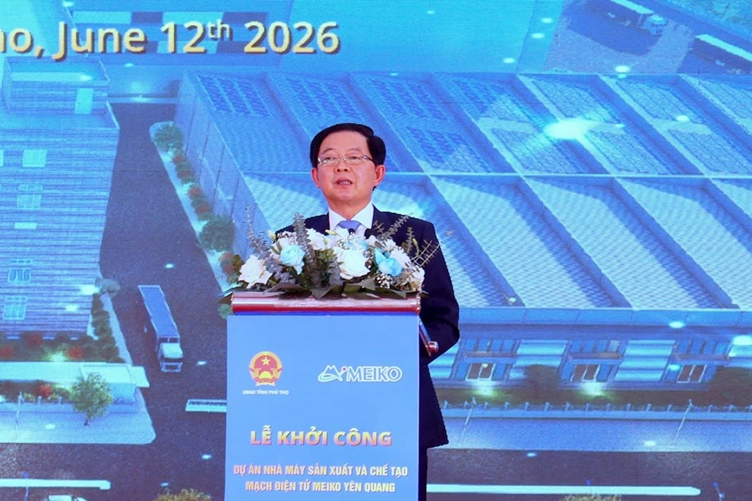 Phó Thủ tướng Chính phủ Hồ Quốc Dũng phát biểu chỉ đạo buổi lễ. 