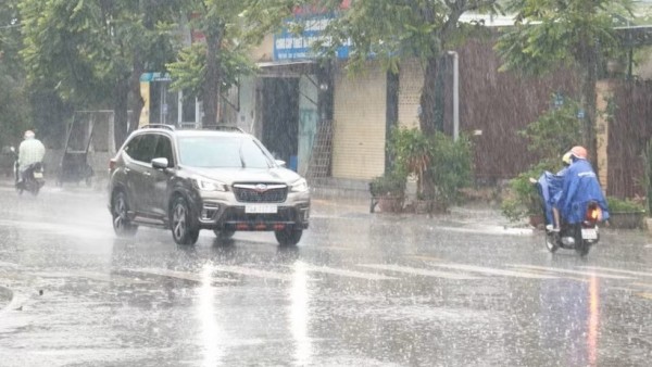 Mưa lớn sau nắng nóng tại miền Bắc, khu vực nào là tâm điểm?
