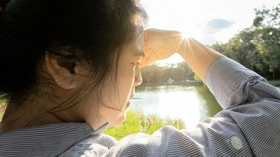7 cách ngăn ngừa chứng đau nửa đầu bùng phát