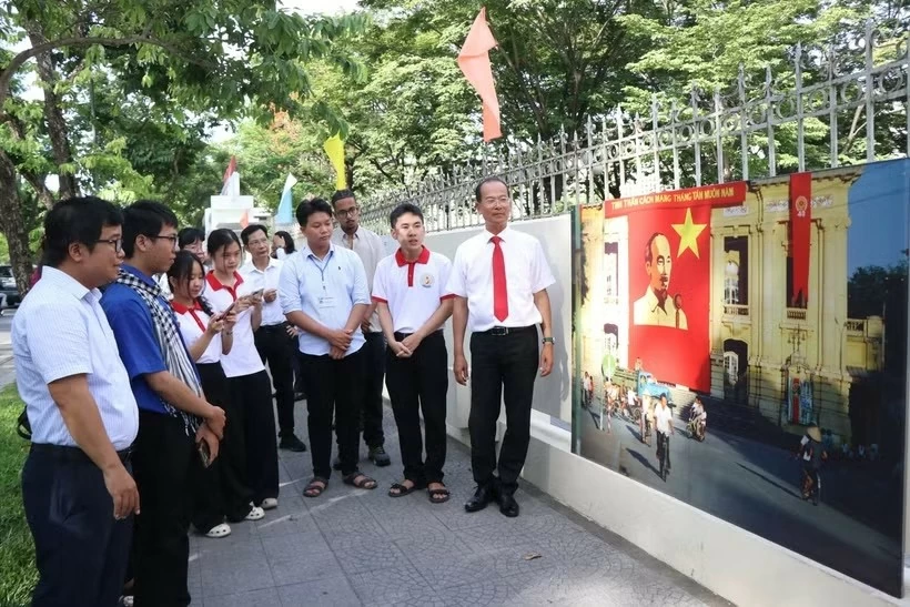 Những góc nhìn độc đáo về Việt Nam qua ống kính của ba nhiếp ảnh gia Pháp