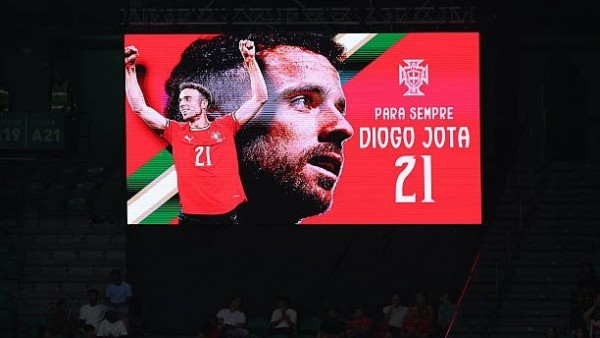 Những chiếc vòng tay mang ý nghĩa đặc biệt của Bồ Đào Nha tại World Cup