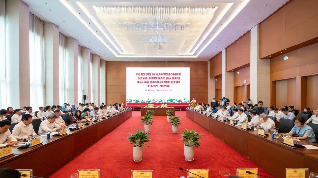Báo chí giữ vai trò xung kích trong kỷ nguyên mới Báo chí giữ vai trò xung kích trong kỷ nguyên mới