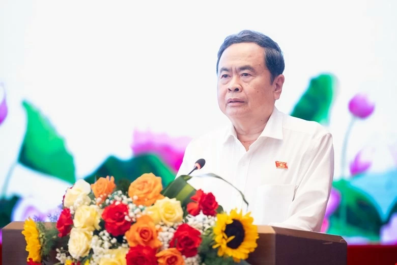 Báo chí giữ vai trò xung kích trong kỷ nguyên mới Báo chí giữ vai trò xung kích trong kỷ nguyên mới