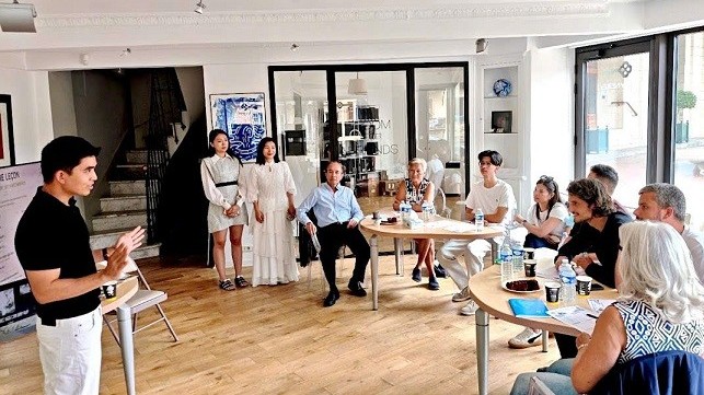 Lớp học tiếng Việt đầu tiên dành cho người lớn tại thành phố Nice