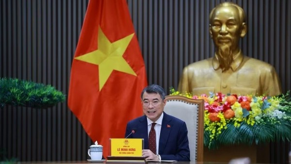 Thủ tướng Chính phủ Lê Minh Hưng điện đàm với Thủ tướng Quốc vụ viện Trung Quốc Lý Cường