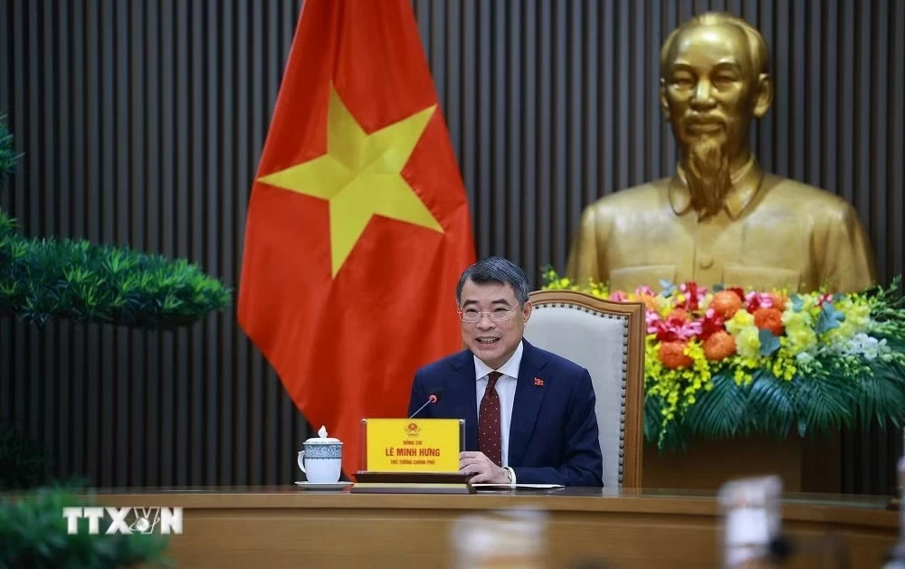 Thủ tướng Chính phủ Lê Minh Hưng điện đàm với Thủ tướng Quốc vụ viện Trung Quốc Lý Cường
