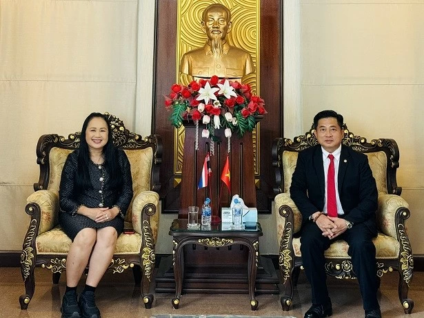 Tổng lãnh sự quán Việt Nam và trường Đại học Khon Kaen tiến tới thành lập Trung tâm Việt Nam học