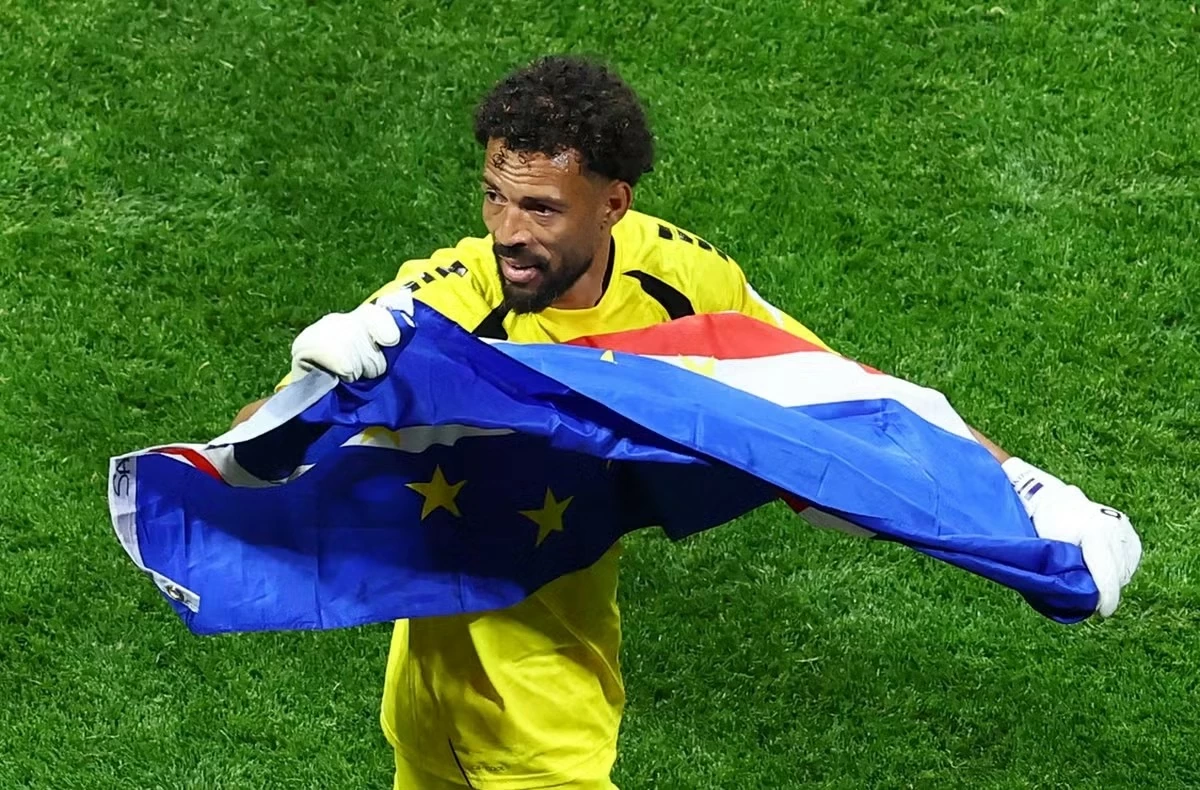 Từ thủ môn vô danh đến người hùng World Cup 2026: Câu chuyện cổ tích của Vozinha ở tuổi 40