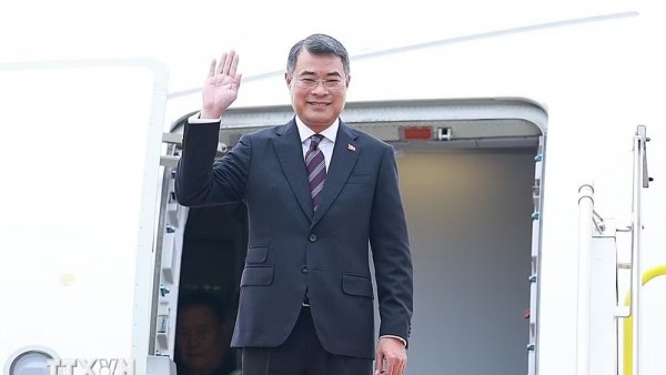 Thủ tướng Chính phủ Lê Minh Hưng lên đường tham dự Hội nghị cấp cao kỷ niệm 35 năm quan hệ ASEAN-Nga