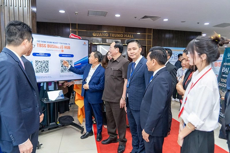 TBSG Business Hub được phát triển trên hạ tầng công nghệ của Arobid.com, hướng đến việc hỗ trợ doanh nghiệp hội viên giới thiệu năng lực, quảng bá sản phẩm, tìm kiếm đối tác và tham gia các hoạt động xúc tiến thương mại trên môi trường số.